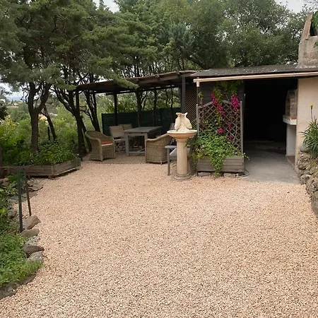 Avec Jardin Et Cuisine D'ete Apartment *