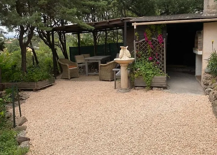 Avec Jardin Et Cuisine D'ete Apartment *